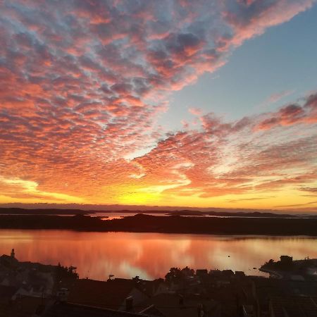 Lara Apartment Šibenik Esterno foto